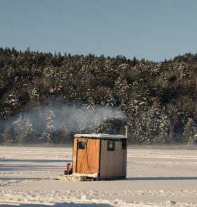 iowa ice fishing lakes
