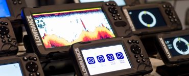 fish finders on display