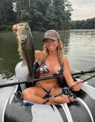 Top 100 Fishing Babes on Social Media - Fishmasters.com